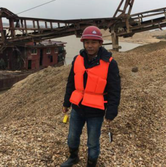 1525248891689498.png 劉新華.png